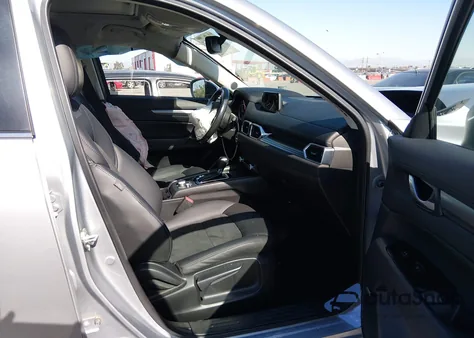 2020 Mazda Cx-5 Touring z USA, uszkodzony, nr VIN JM3KFACM0L0807304